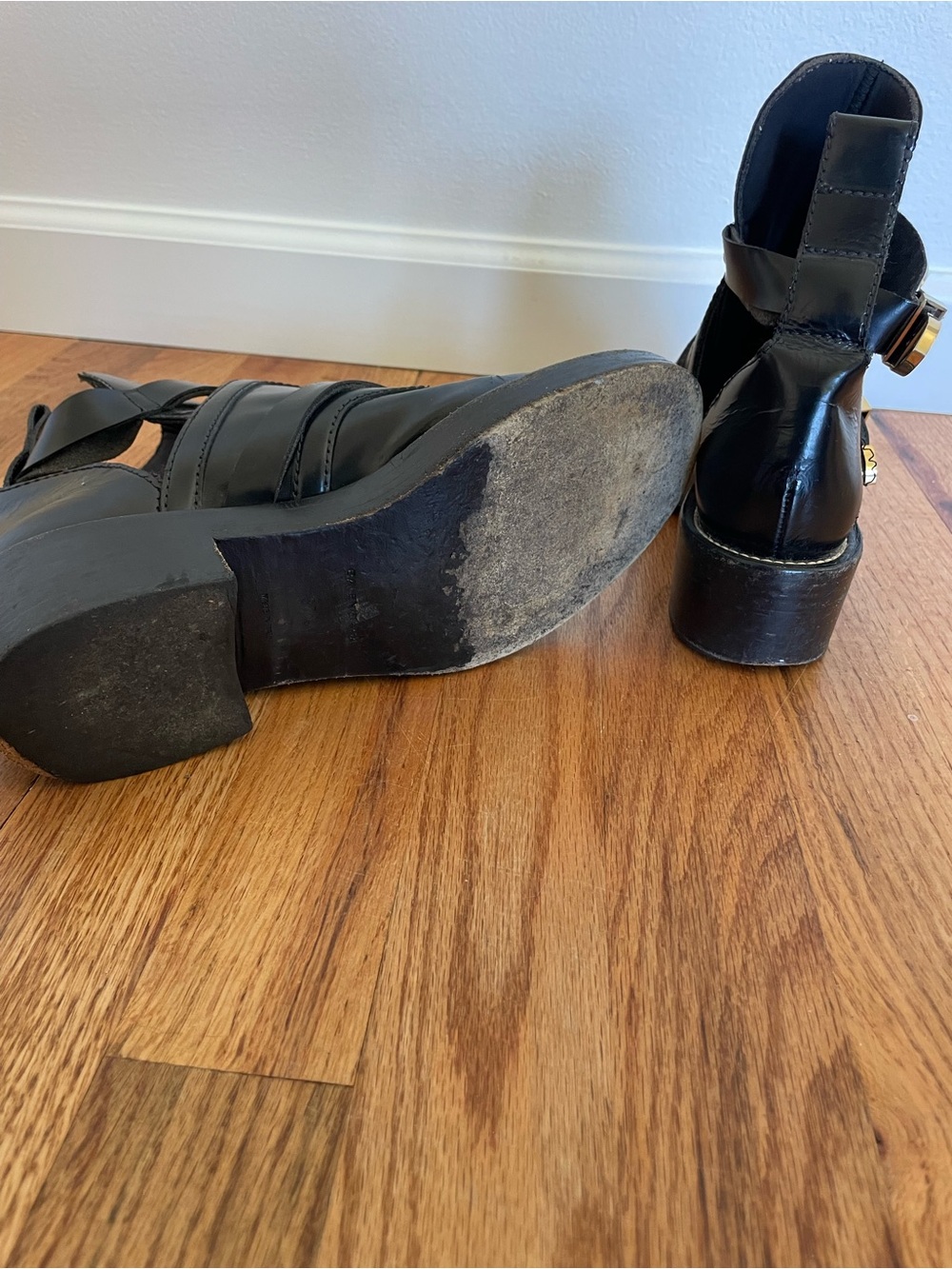 Balenciaga Leather Cutout Ankle Boots - Picture 3 of 7
